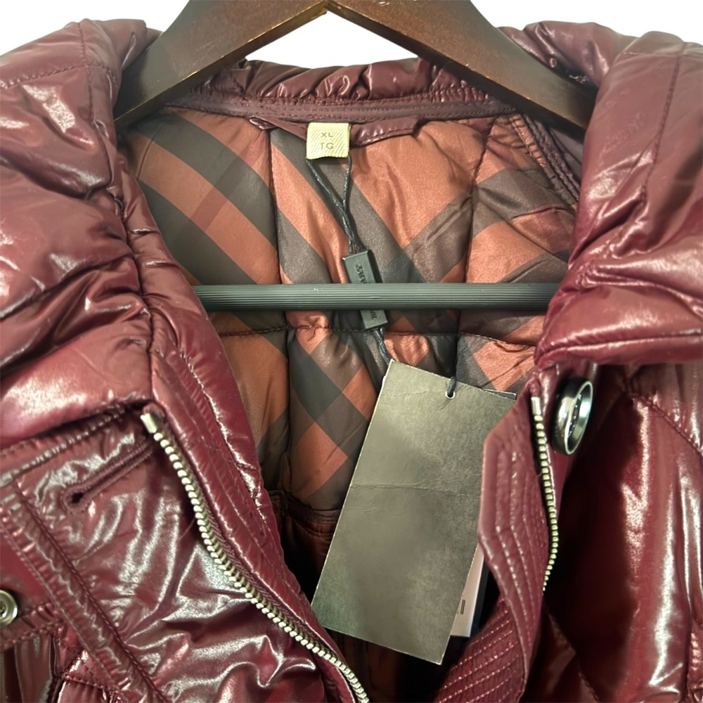 Burberry Quilted Burgundy / Mahogany Red Women's Puffer Jacket with Hood. XL NWT - Picture 3 of 9